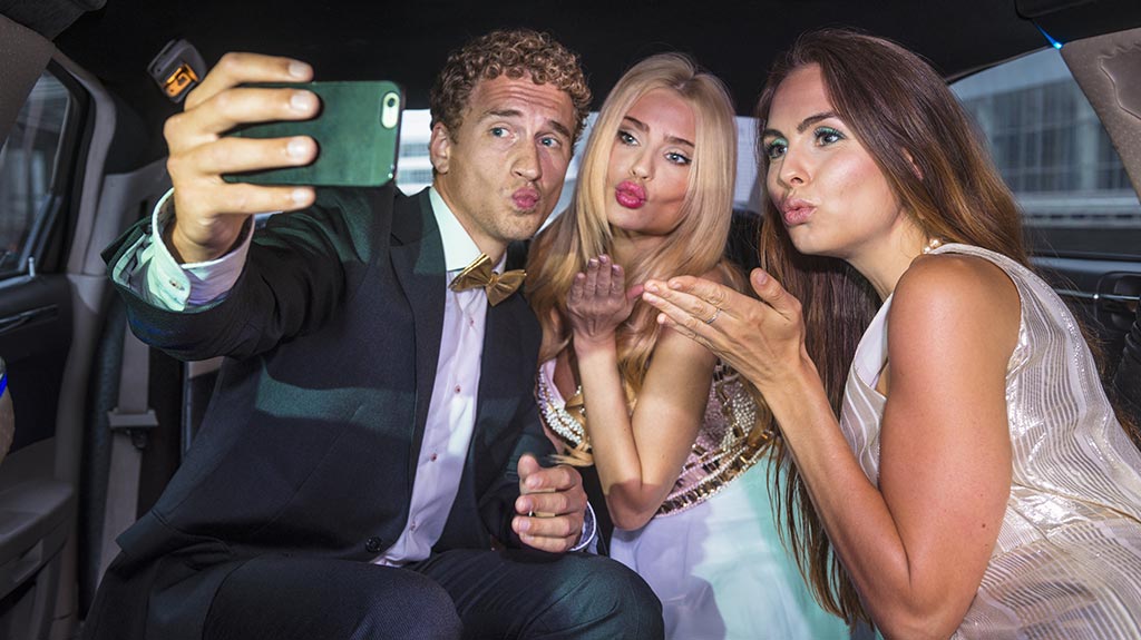 Prom Limousine Rental Chicago Prom Limousine Rental Chicago