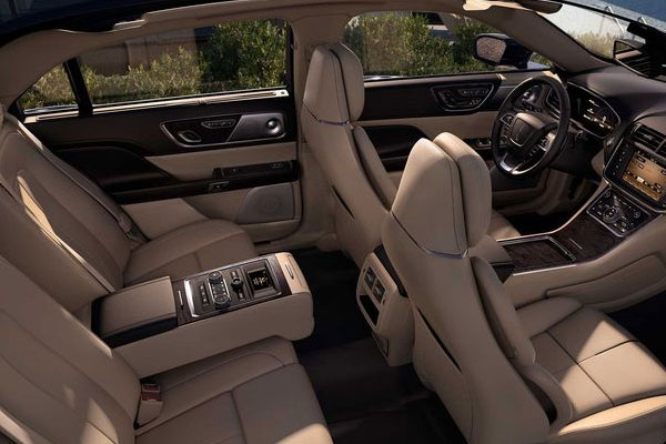 Luxury Lincoln Continental Sedan