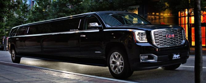Luxurious Limo Service in Chicago